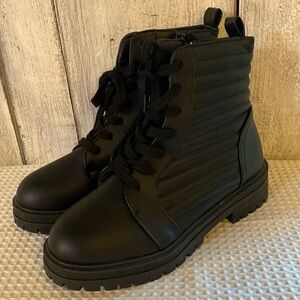 Mudd Combat boots Burbank black ankle quilted size 8.5